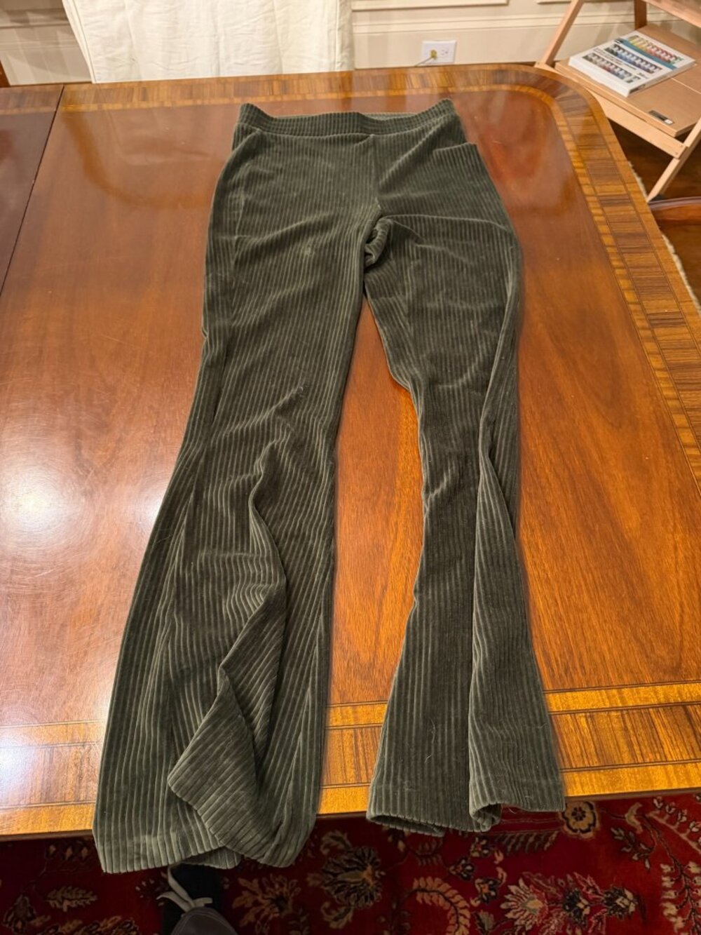 Aerie Olive Ribbed Velour Flare Pants M
